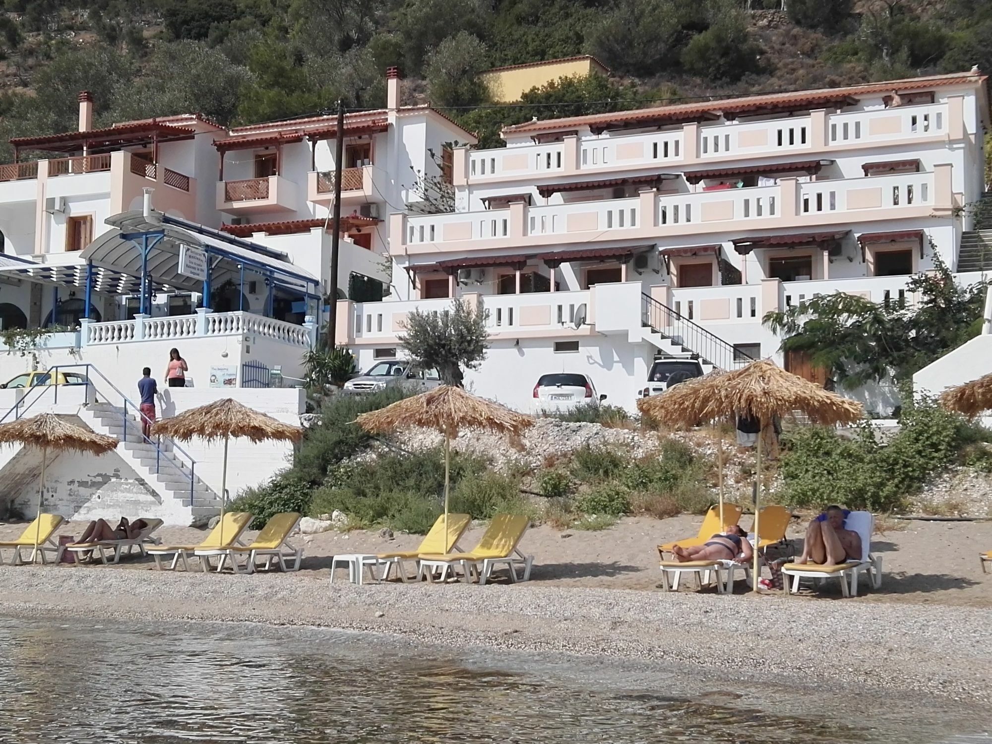 Nereides Seaside Apartments Marathókampos Eksteriør billede